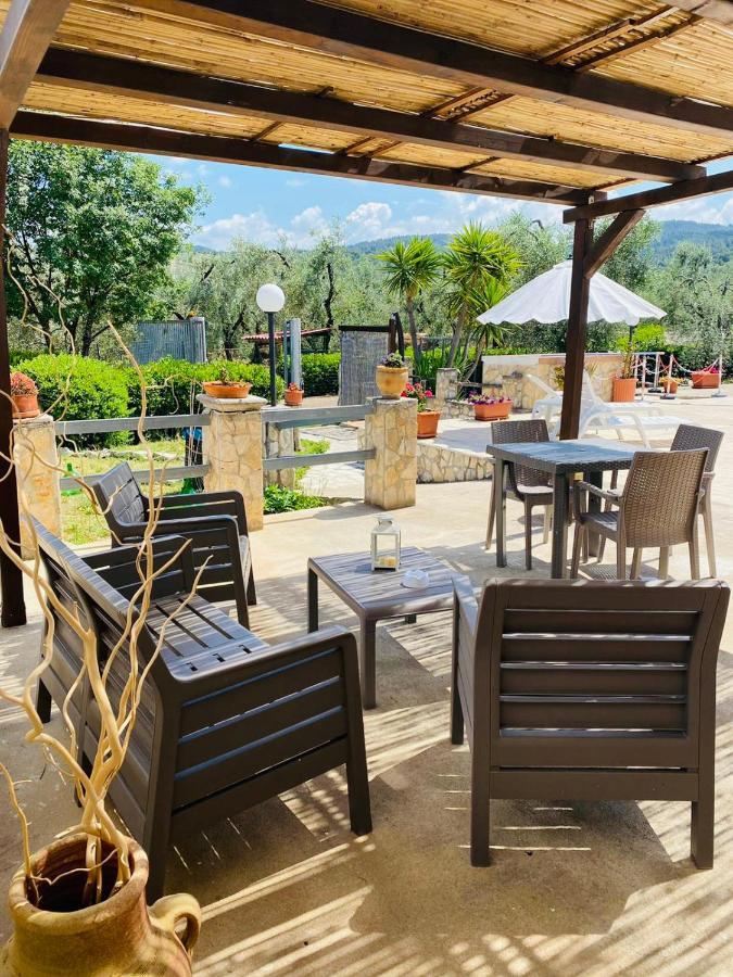 Agriturismo Azzarone В'єсте Екстер'єр фото