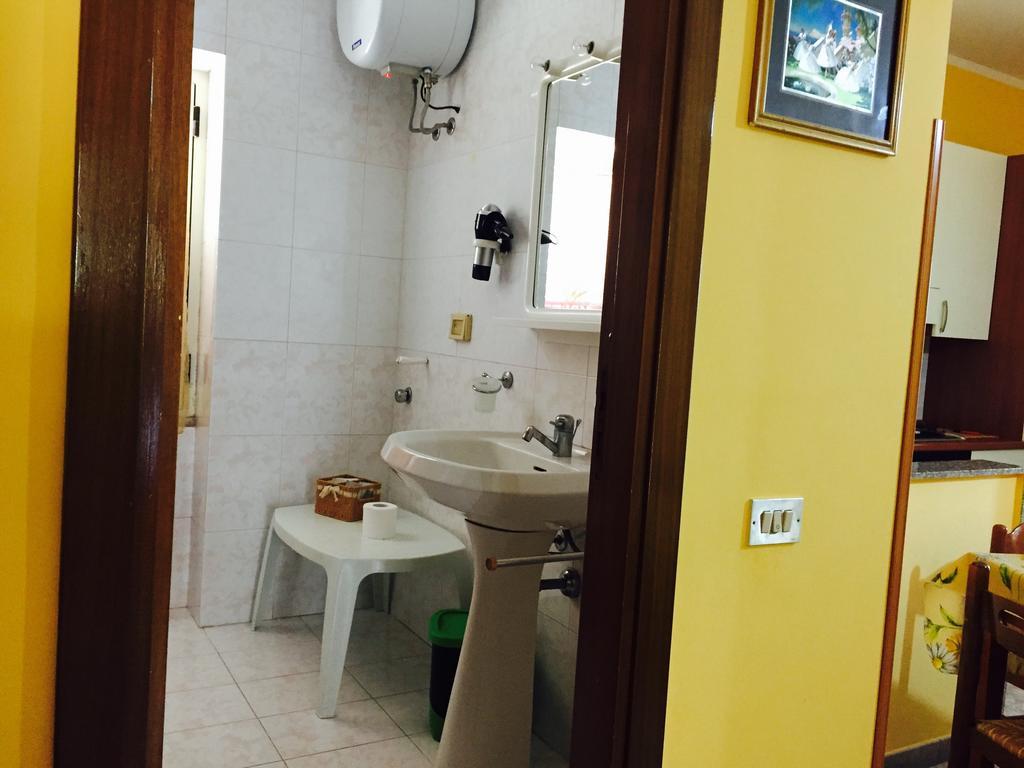Agriturismo Azzarone В'єсте Екстер'єр фото